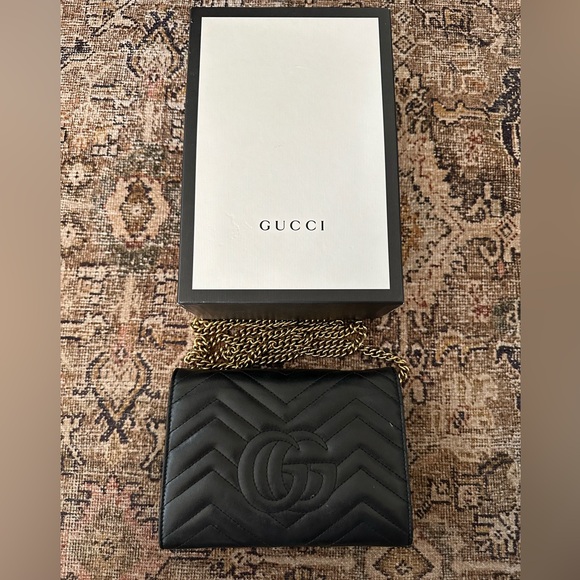 Gucci Marmont matelassé mini bag - Picture 8 of 11